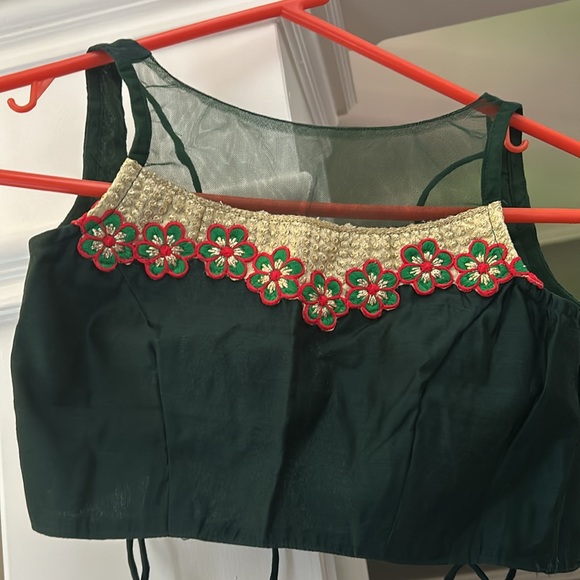 Blouse in dark green chaniya in peach color dupatta in light peach color . - Picture 2 of 4